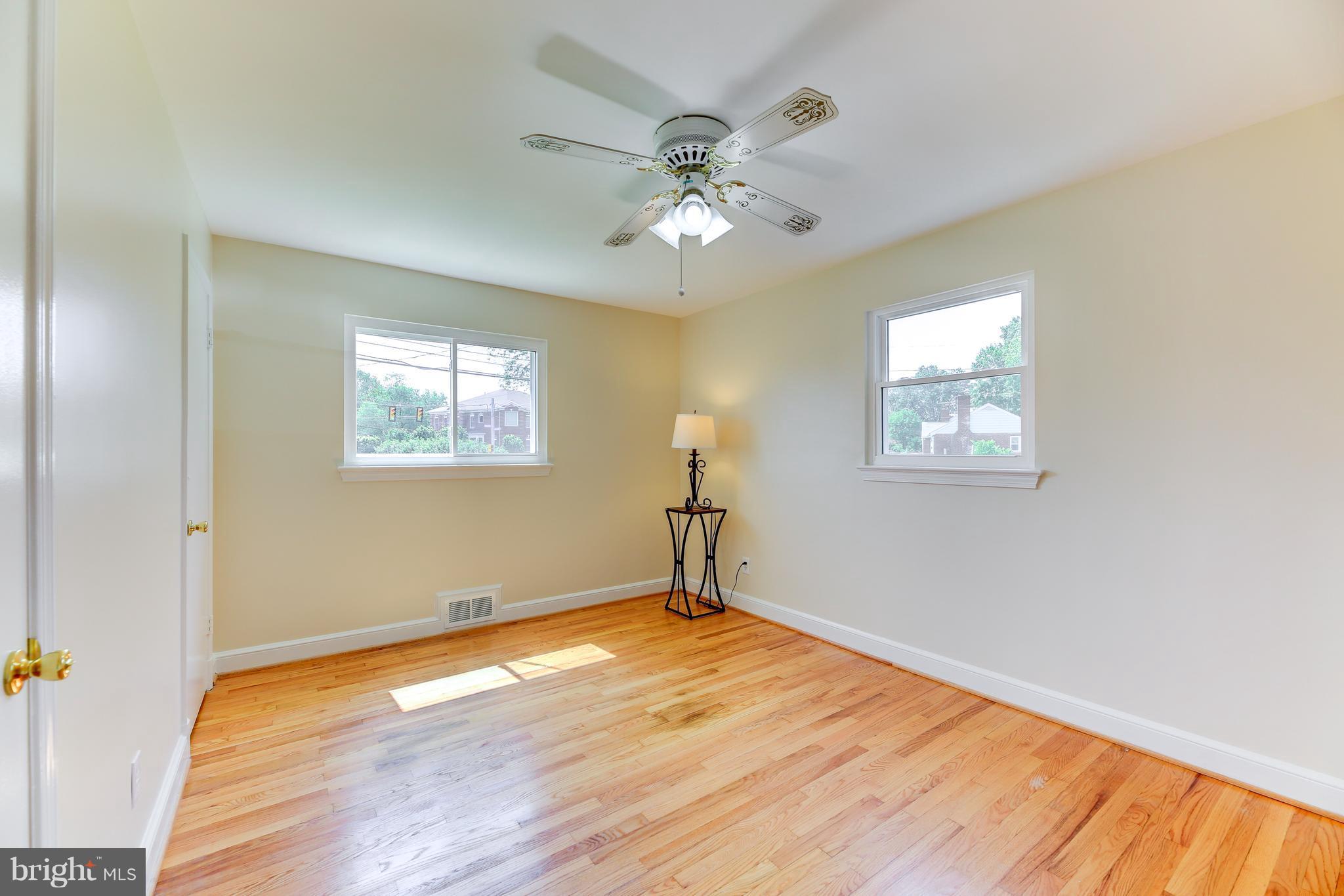 5818 Amherst Avenue Springfield, VA 22150 - Photo 12 of 30 Master Bedroom