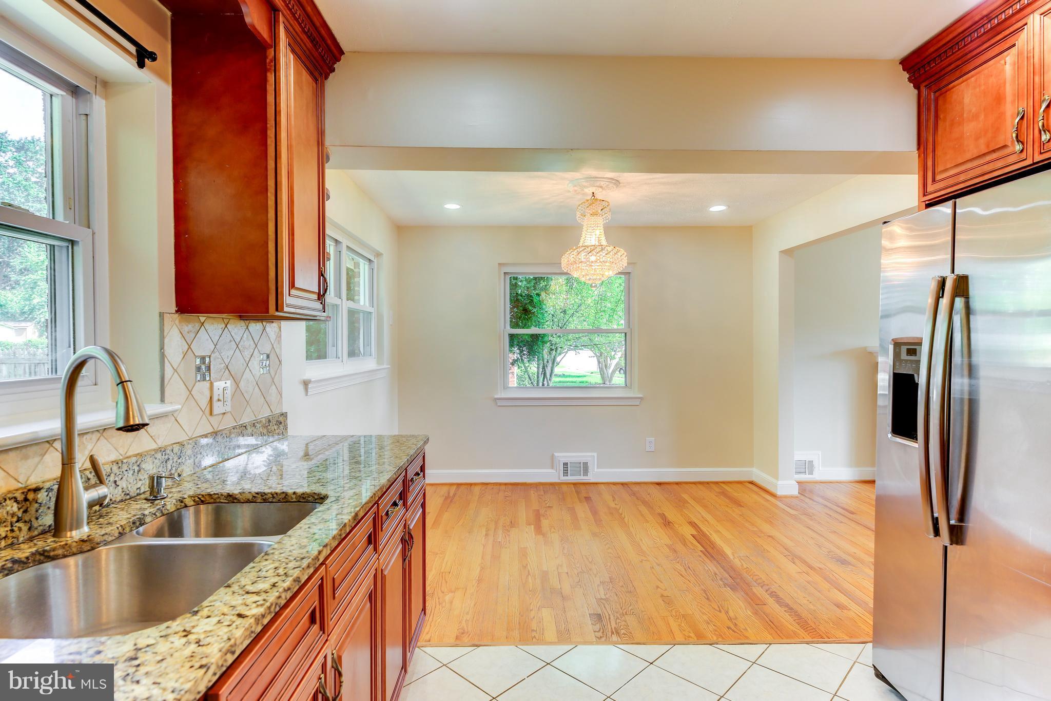 5818 Amherst Avenue Springfield, VA 22150 - Photo 5 of 30 Kitchen