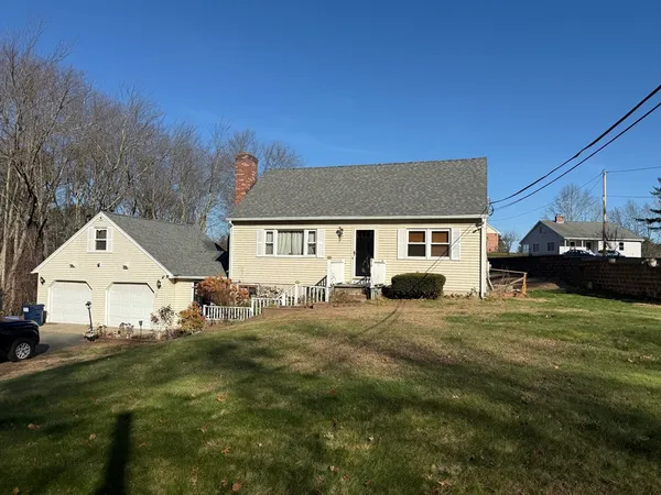 $450,000 | 35 Lakeshore Drive, Wilbraham, MA 01095
