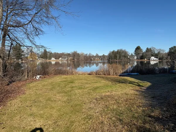 $450,000 | 35 Lakeshore Drive, Wilbraham, MA 01095