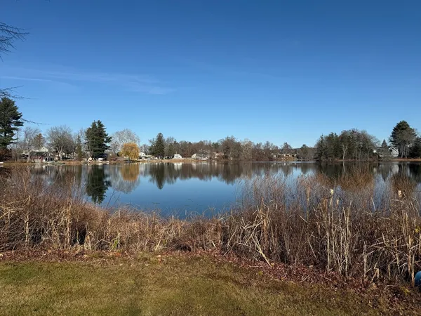 $450,000 | 35 Lakeshore Drive, Wilbraham, MA 01095