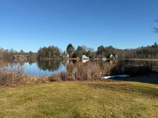 $450,000 | 35 Lakeshore Drive, Wilbraham, MA 01095