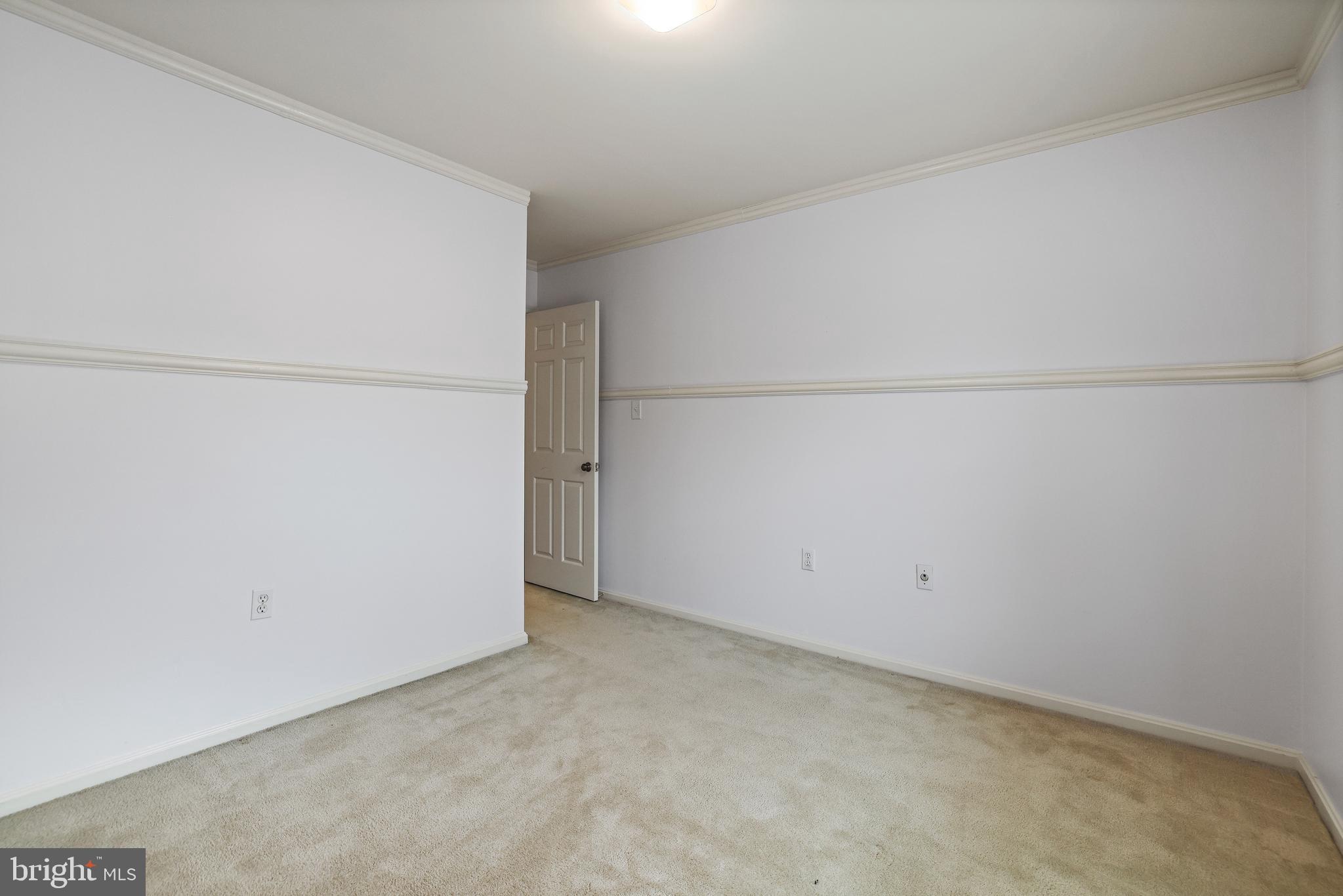 10929 Pebble Run Drive Silver Spring, MD 20902 - Photo 21 of 32 Gallery Image 21