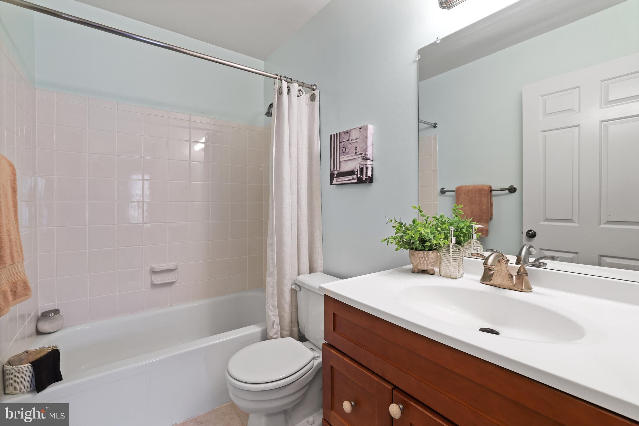 10929 Pebble Run Drive Silver Spring, MD 20902 - Photo 24 of 32 Gallery Image 24