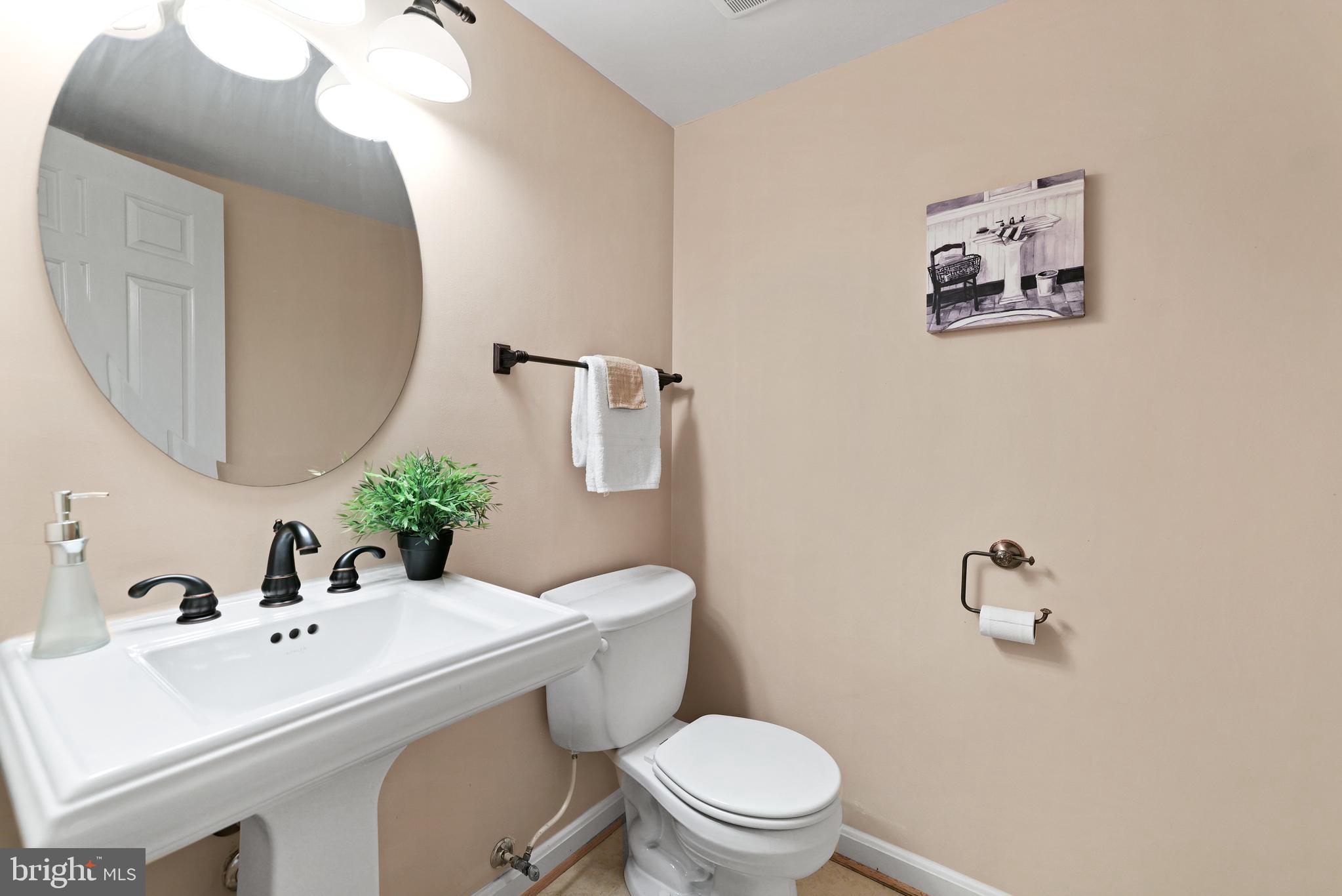 10929 Pebble Run Drive Silver Spring, MD 20902 - Photo 28 of 32 Gallery Image 28