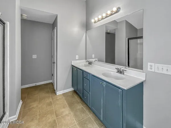 an empty room with an entryway