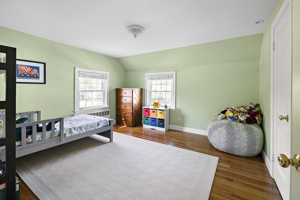 158 Oak Street Needham, MA 02492 - Photo 24 of 33