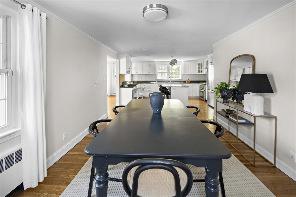 158 Oak Street Needham, MA 02492 - Photo 7 of 33