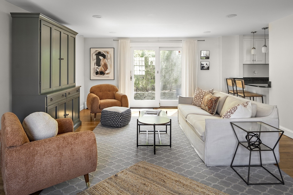 158 Oak Street Needham, MA 02492 - Photo 8 of 33