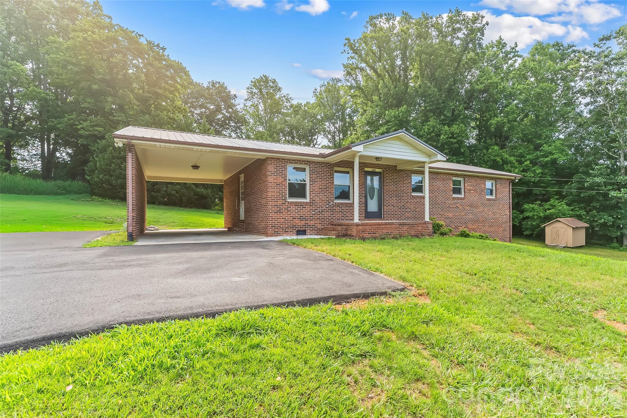 3695 Bradley Road Morganton, NC 28655 - Photo 2 of 30