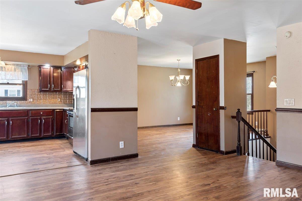 22 Illmo Drive Springfield, IL 62711 - Photo 6 of 43