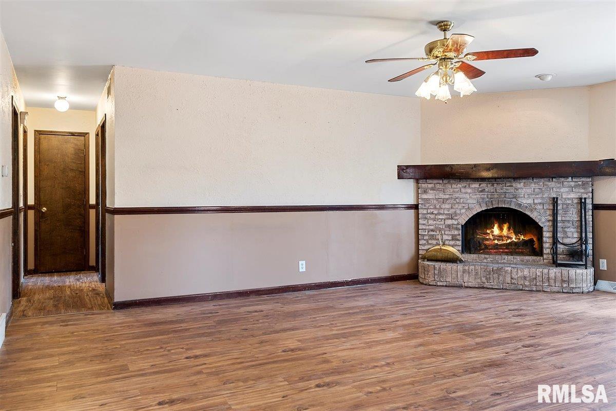 22 Illmo Drive Springfield, IL 62711 - Photo 8 of 43