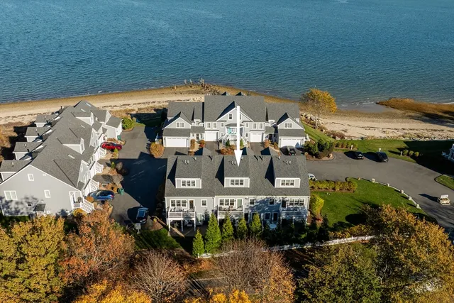 a view of a house with outdoor space