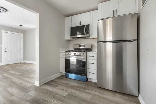 $230,000 | 318 Elder Drive, Round Lake Park, IL 60073