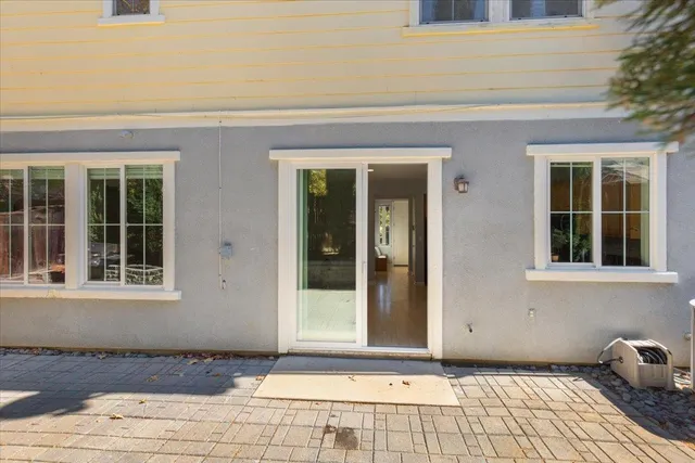a view of a entryway of the house