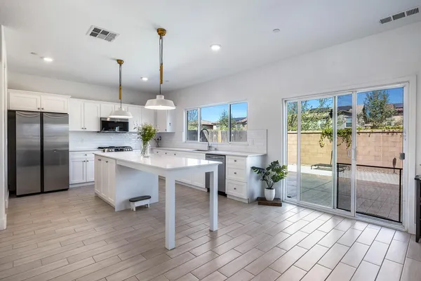 $489,000 | 246 Huntington Avenue South, Madera, CA 93636