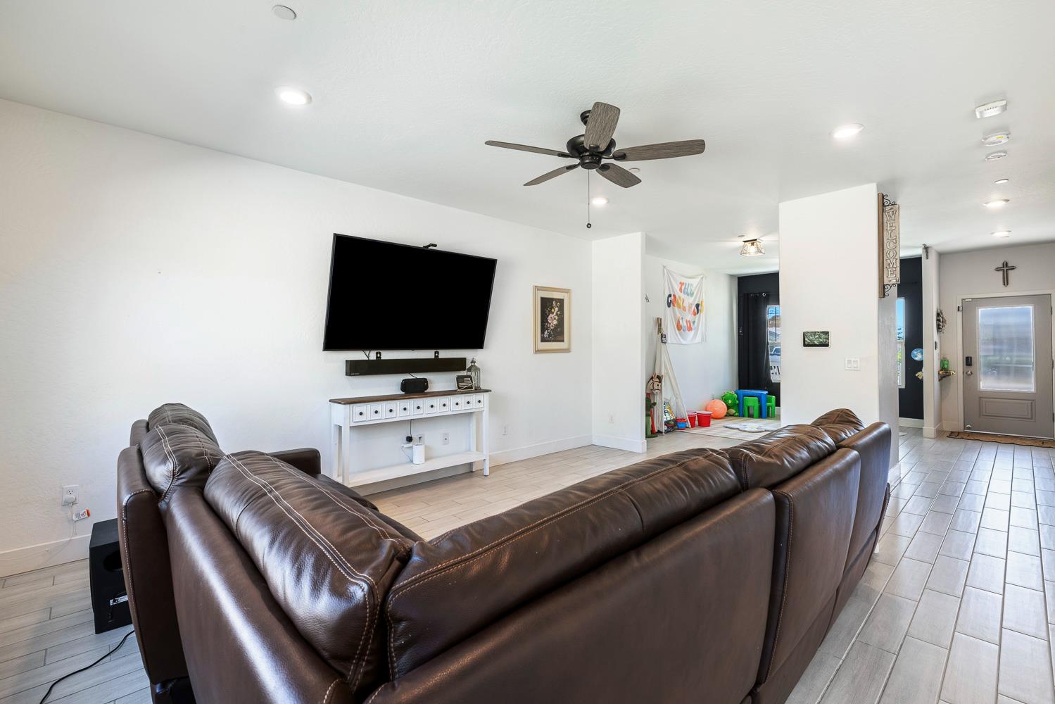 246 Huntington Avenue South Madera, CA 93636 - Photo 9 of 32
