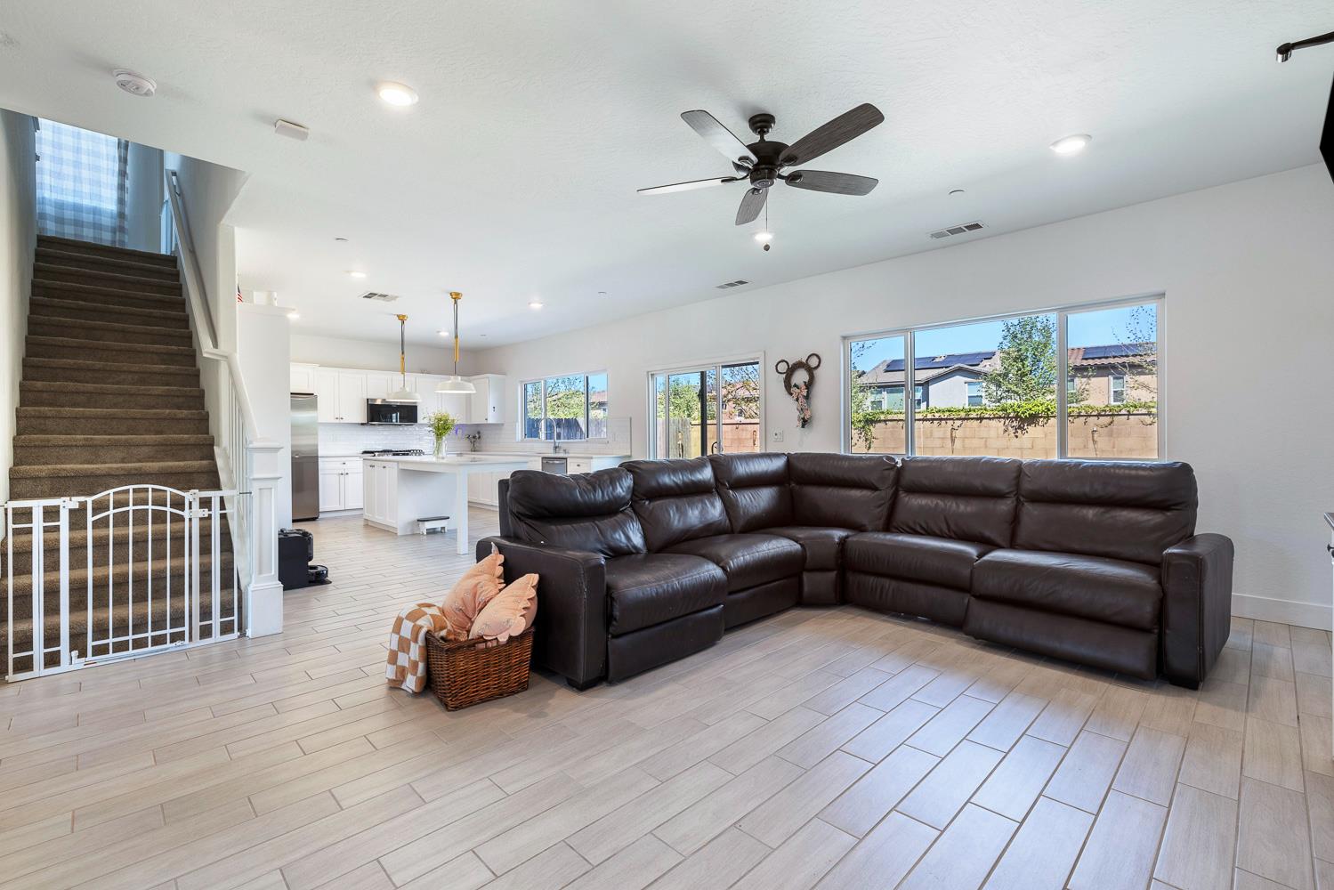 246 Huntington Avenue South Madera, CA 93636 - Photo 10 of 32