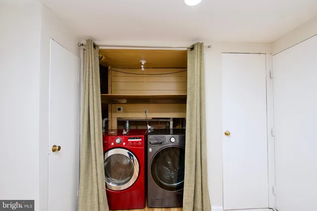 $845,000 | 10217 McKean Court, Great Falls, VA 22066