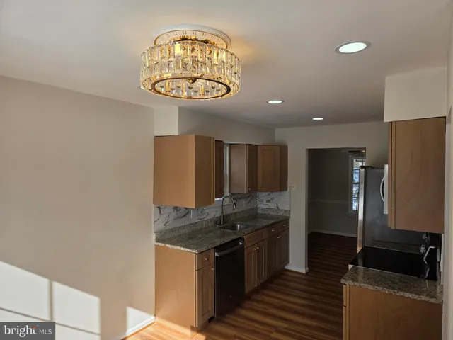 $845,000 | 10217 McKean Court, Great Falls, VA 22066