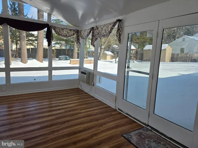 $845,000 | 10217 McKean Court, Great Falls, VA 22066