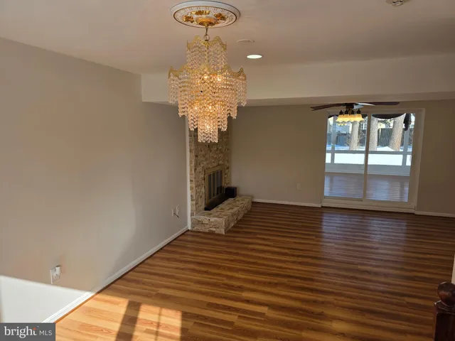 $845,000 | 10217 McKean Court, Great Falls, VA 22066