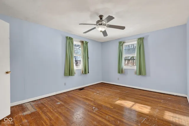 $279,900 | 191 East Lakeview Drive, Nineveh, IN 46164