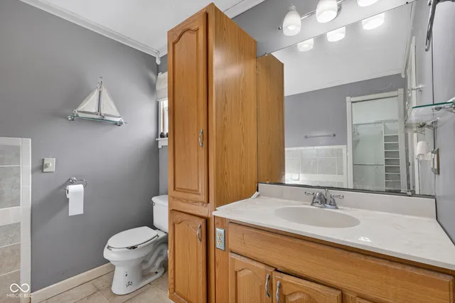 $279,900 | 191 East Lakeview Drive, Nineveh, IN 46164