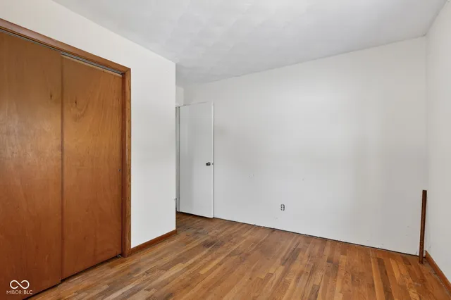 $279,900 | 191 East Lakeview Drive, Nineveh, IN 46164