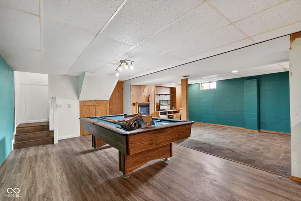 $279,900 | 191 East Lakeview Drive, Nineveh, IN 46164