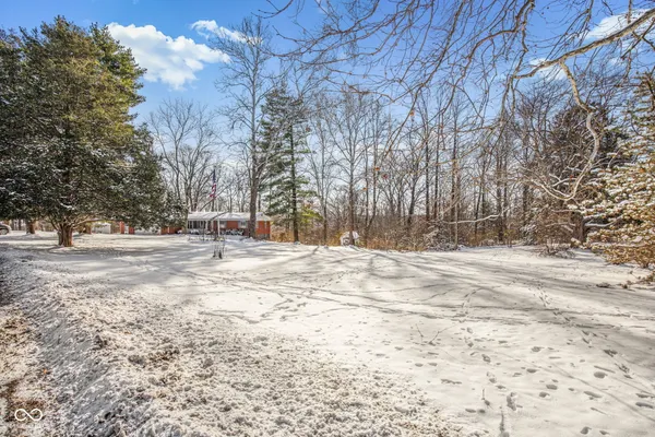 $279,900 | 191 East Lakeview Drive, Nineveh, IN 46164
