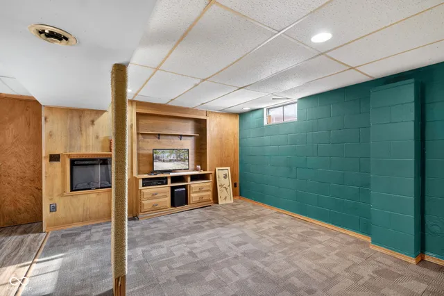 $279,900 | 191 East Lakeview Drive, Nineveh, IN 46164