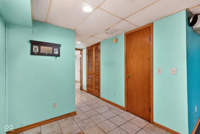 $279,900 | 191 East Lakeview Drive, Nineveh, IN 46164