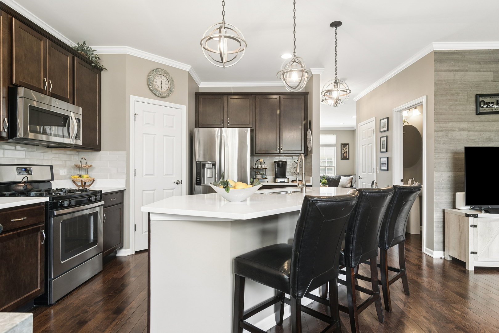 752 Keystone Lane Vernon Hills, IL 60061 - Photo 9 of 31