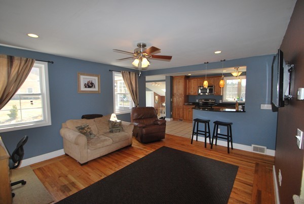 25 7 Star Road Groveland, MA 01834 - Photo 10 of 28 Gallery Image 10