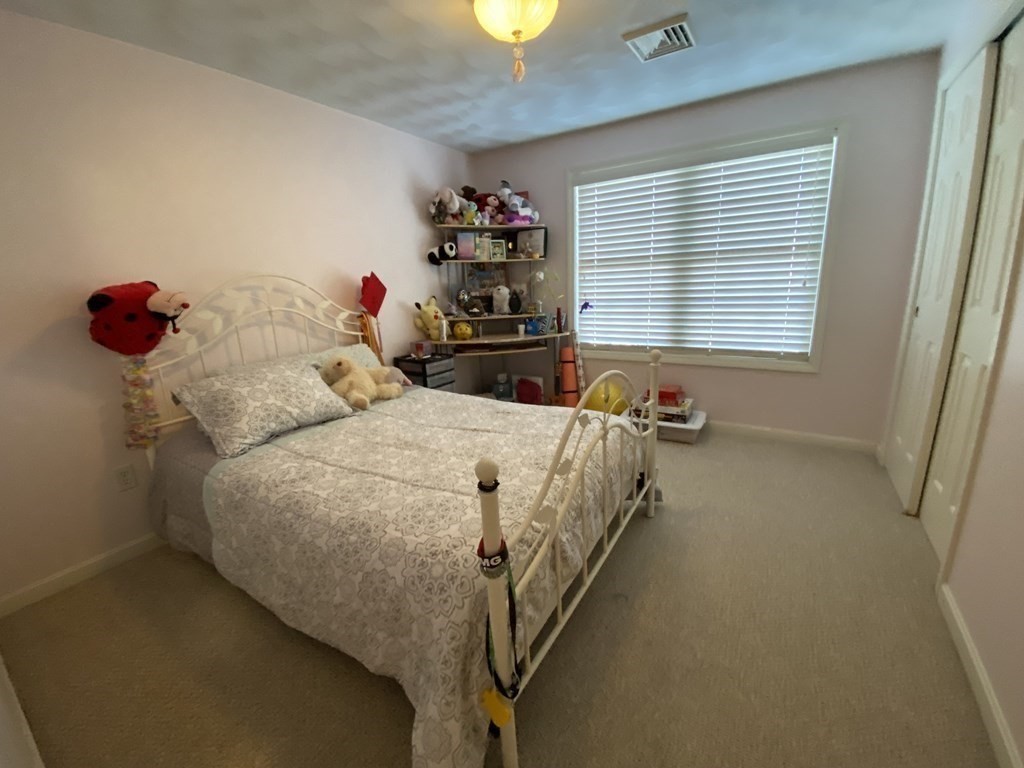 53 Cheyenne Road Worcester, MA 01606 - Photo 15 of 28 Gallery Image 15
