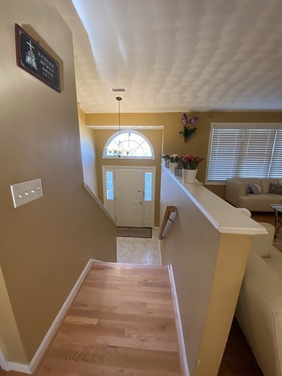 53 Cheyenne Road Worcester, MA 01606 - Photo 18 of 28 Gallery Image 18
