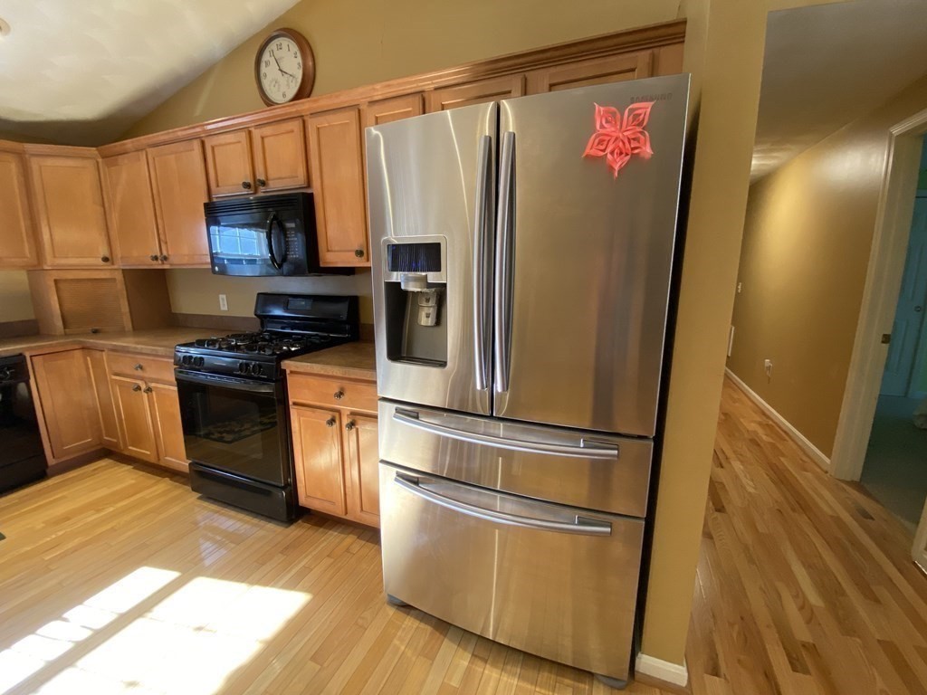 53 Cheyenne Road Worcester, MA 01606 - Photo 10 of 28 Gallery Image 10