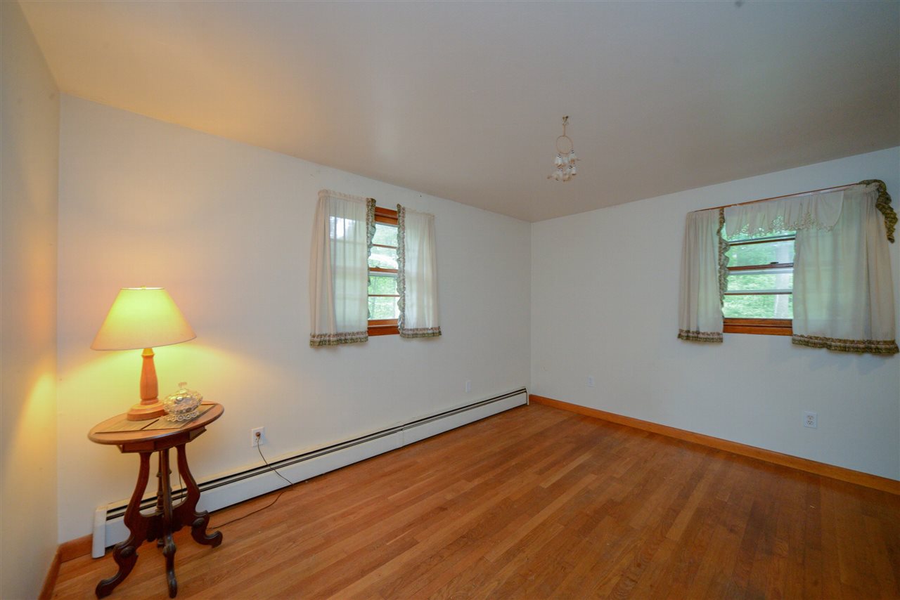 9 Rena Avenue Hudson, NH 03051 - Photo 13 of 30