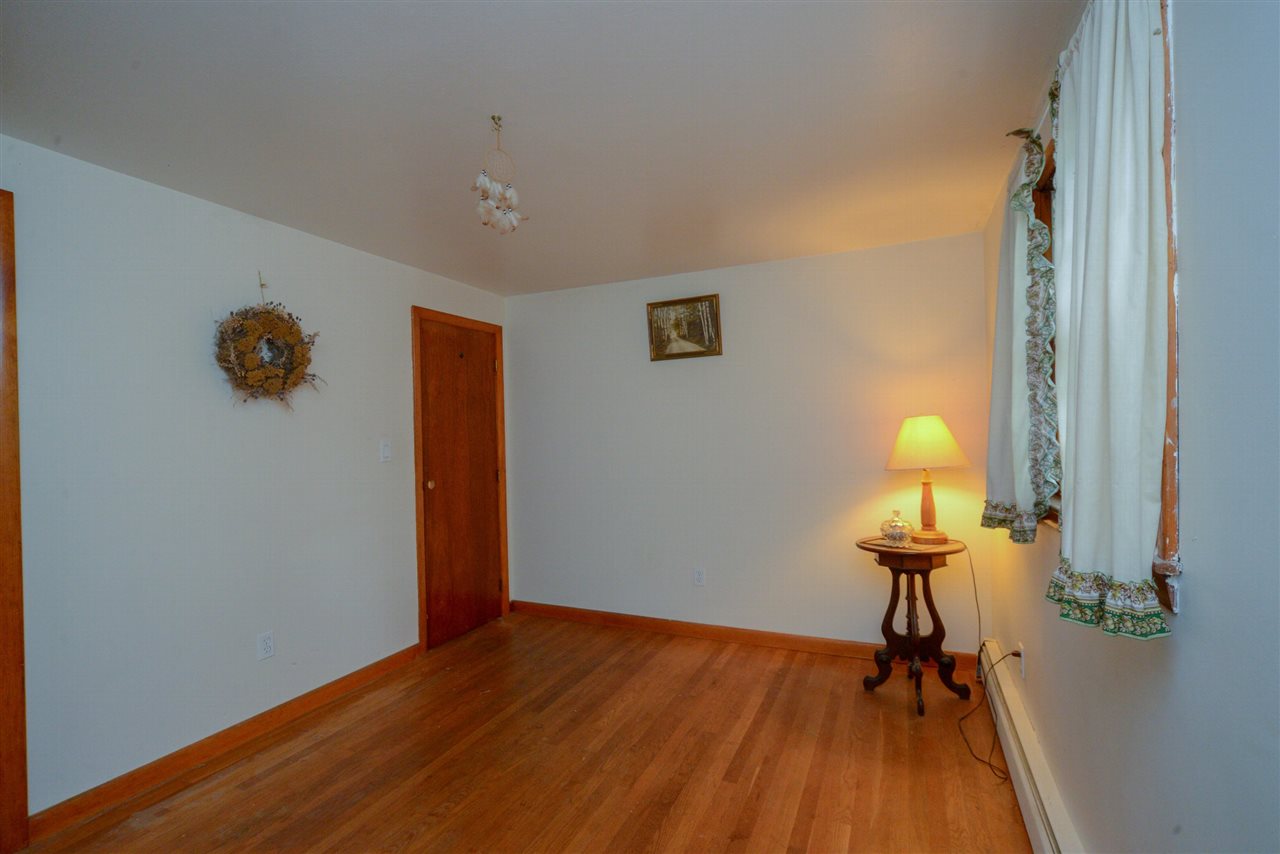 9 Rena Avenue Hudson, NH 03051 - Photo 14 of 30
