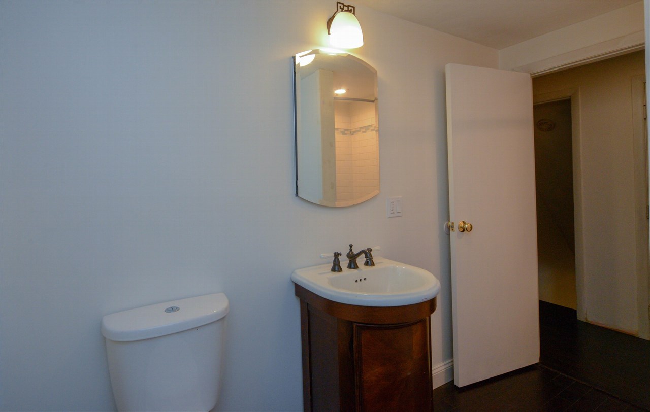 9 Rena Avenue Hudson, NH 03051 - Photo 19 of 30