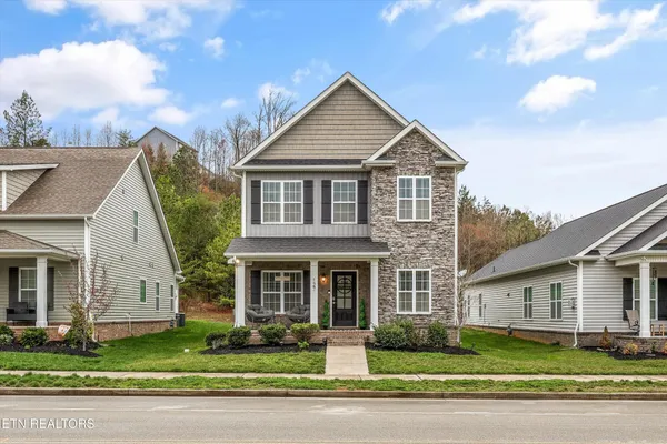 $449,900 | 127 West Rarity Ridge Parkway, Oak Ridge, TN 37830