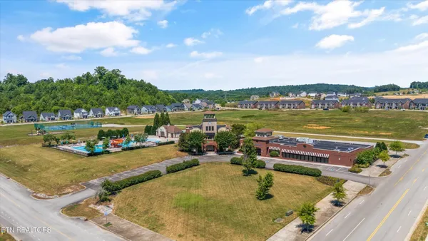 $449,900 | 127 West Rarity Ridge Parkway, Oak Ridge, TN 37830