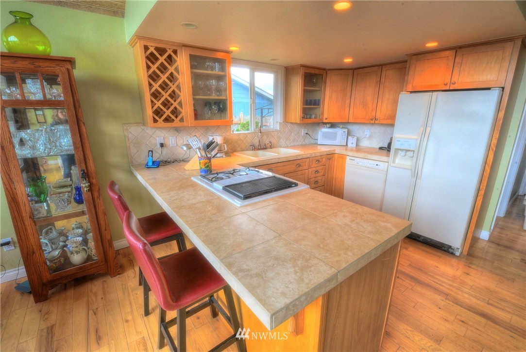 8204 Cowichan Road Birch Bay, WA 98230 - Photo 5 of 23 Gallery Image 5