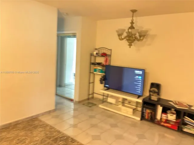 $1,550 | 141 Northeast 10th Avenue, Unit 23A, Hallandale Beach, FL 33009