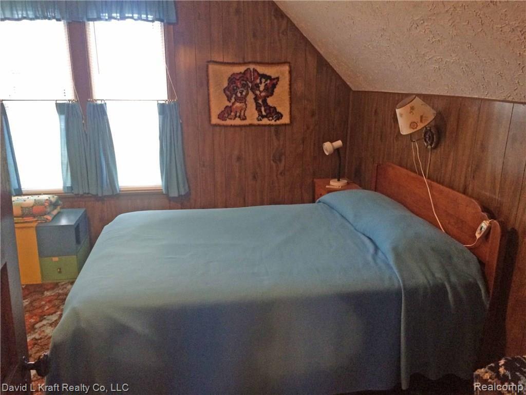 1701 Pobanz Road Pigeon, MI 48755 - Photo 15 of 23 1701PobanzBedUp3.jpg