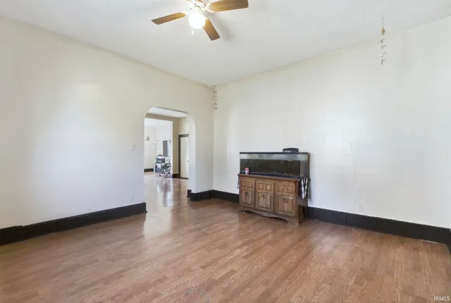 $129,900 | 736 Woodlawn Avenue, Huntington, IN 46750