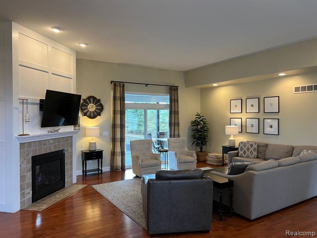 1486 Bowers Road Lapeer, MI 48446 - Photo 10 of 48 Gallery Image 10