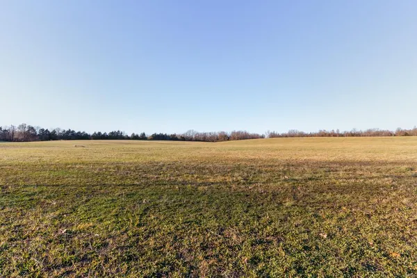 $549,900 | 1800 Tower Road, Lebanon, MO 65536