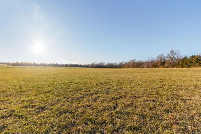 $549,900 | 1800 Tower Road, Lebanon, MO 65536